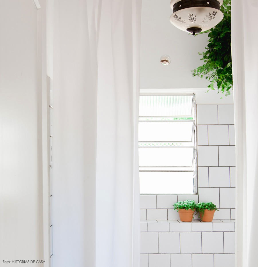 39-decoracao-banheiro-vintage-cortina-azulejo