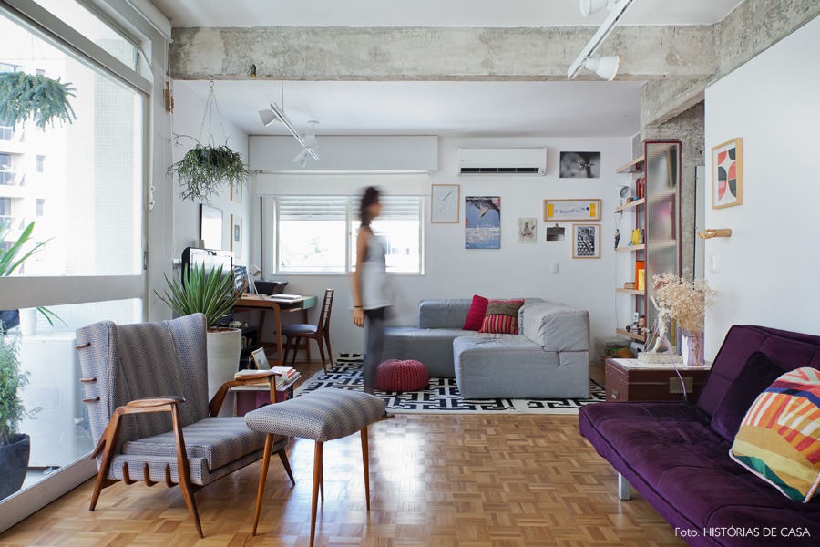11-decoracao-sala-estar-integrada-home-office-estante