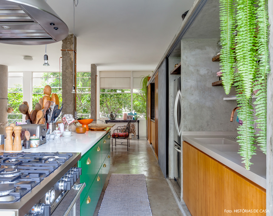 20-decoracao-apartamento-cozinha-integrada-marcenaria-verde