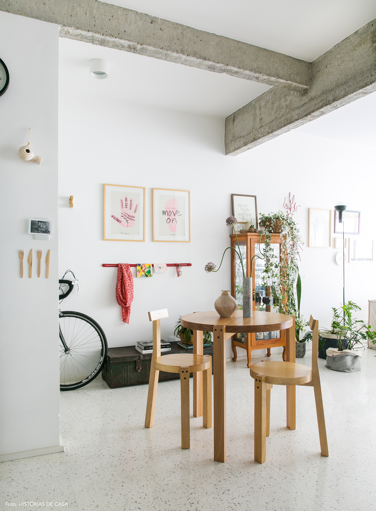 19-decoracao-apartamento-cozinha-piso-granilite-branco-concreto